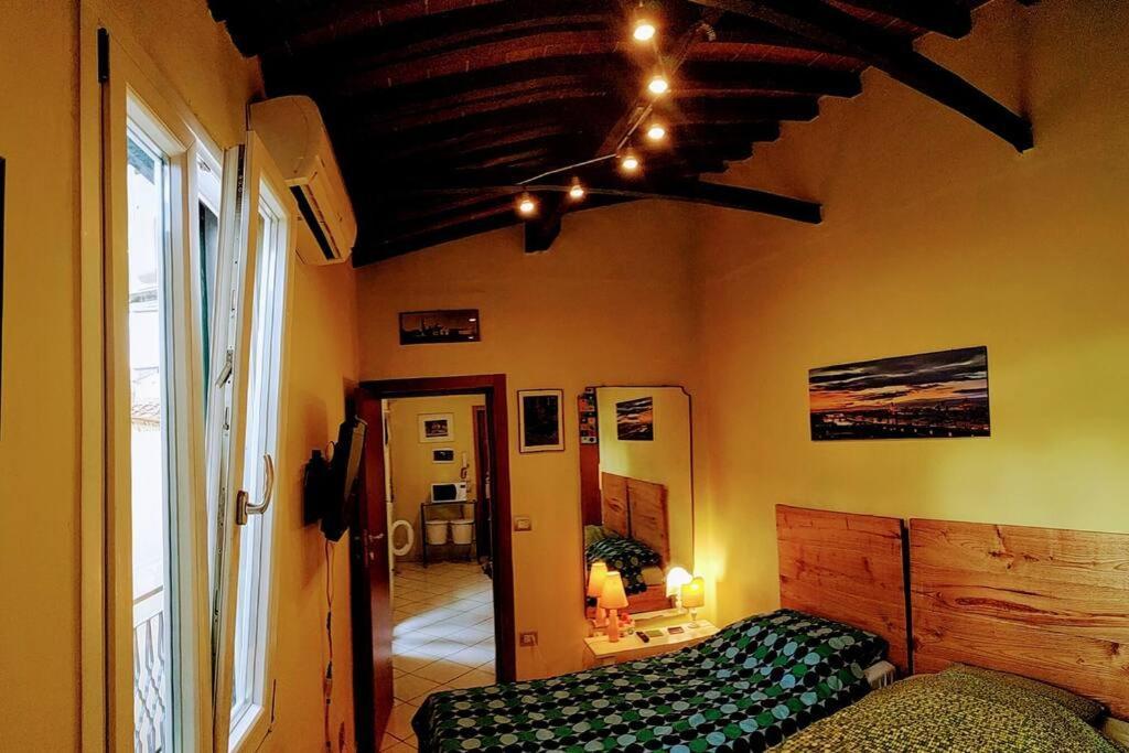 Apt Bright, Quiet! In The Center. Florenţa Exterior foto